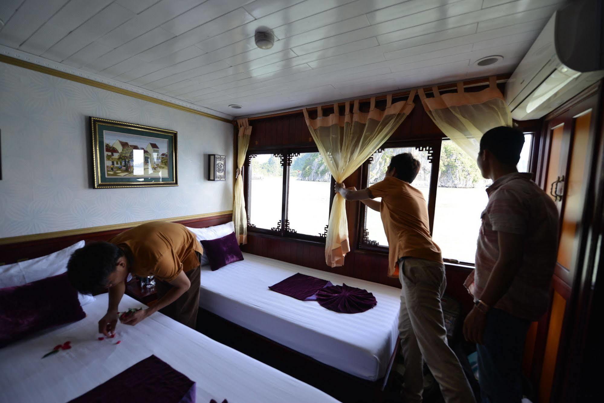 Halong Royal Boutique Cruises Ha Long Exterior foto